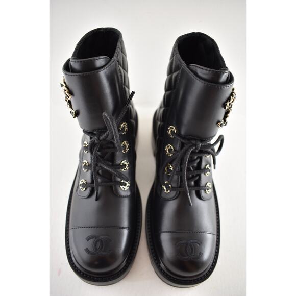 Chanel 21A Black Quilted Gold CC Chain Combat Lace Up Tie Ankle Short Boots 39 - Picture 11 of 15